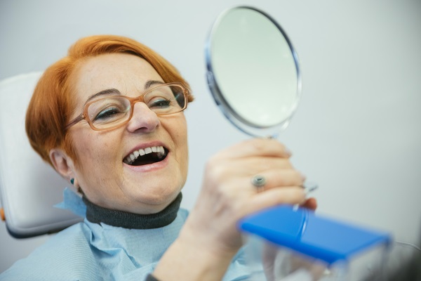 Reasons To Visit A Dental Office For Dentures